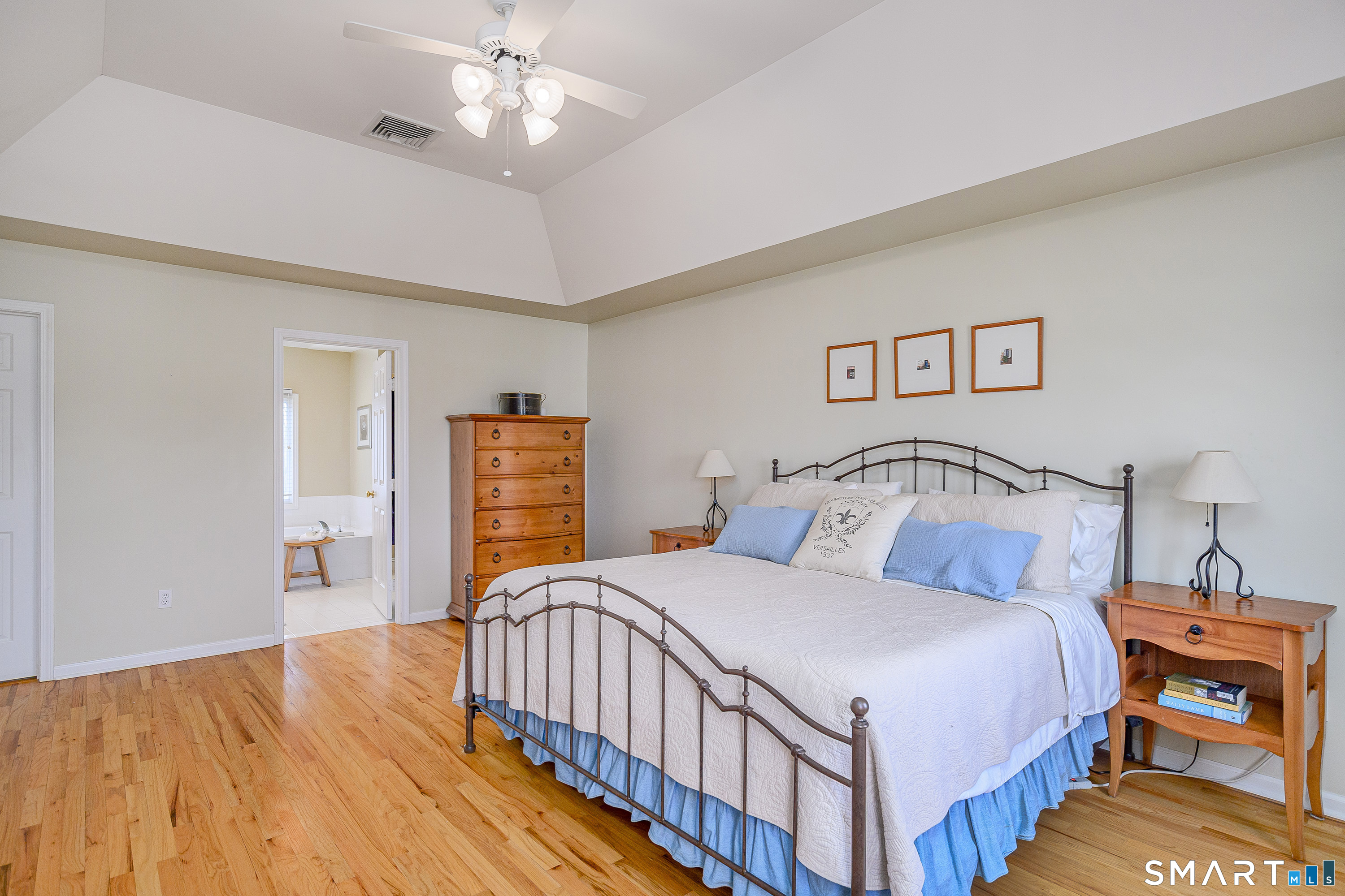 20 Charter Ridge Drive Newtown CT 06482