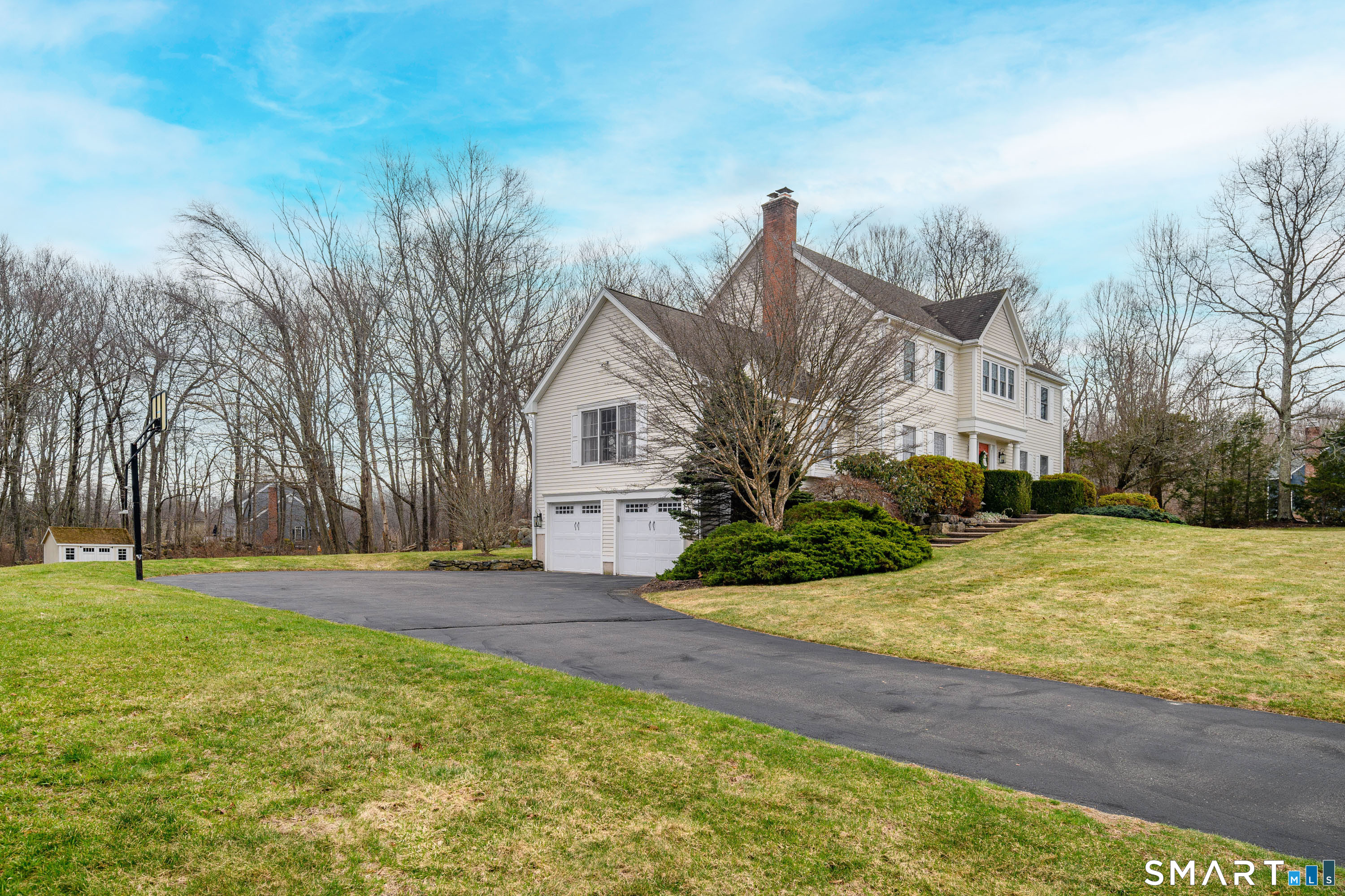 20 Charter Ridge Drive Newtown CT 06482