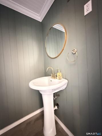 39 Candle Hill Road New Fairfield CT 06812