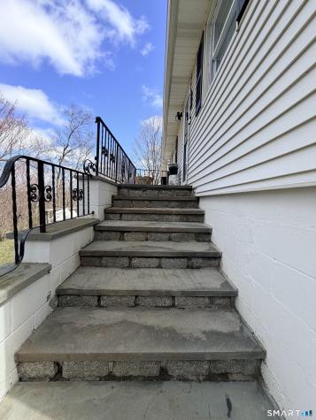 39 Candle Hill Road New Fairfield CT 06812