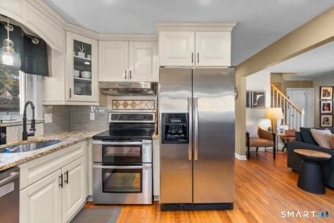 40 Avon Drive East Hartford CT 06118