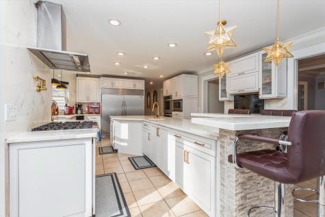 1 Rajcula Farm Road Brookfield CT 06804