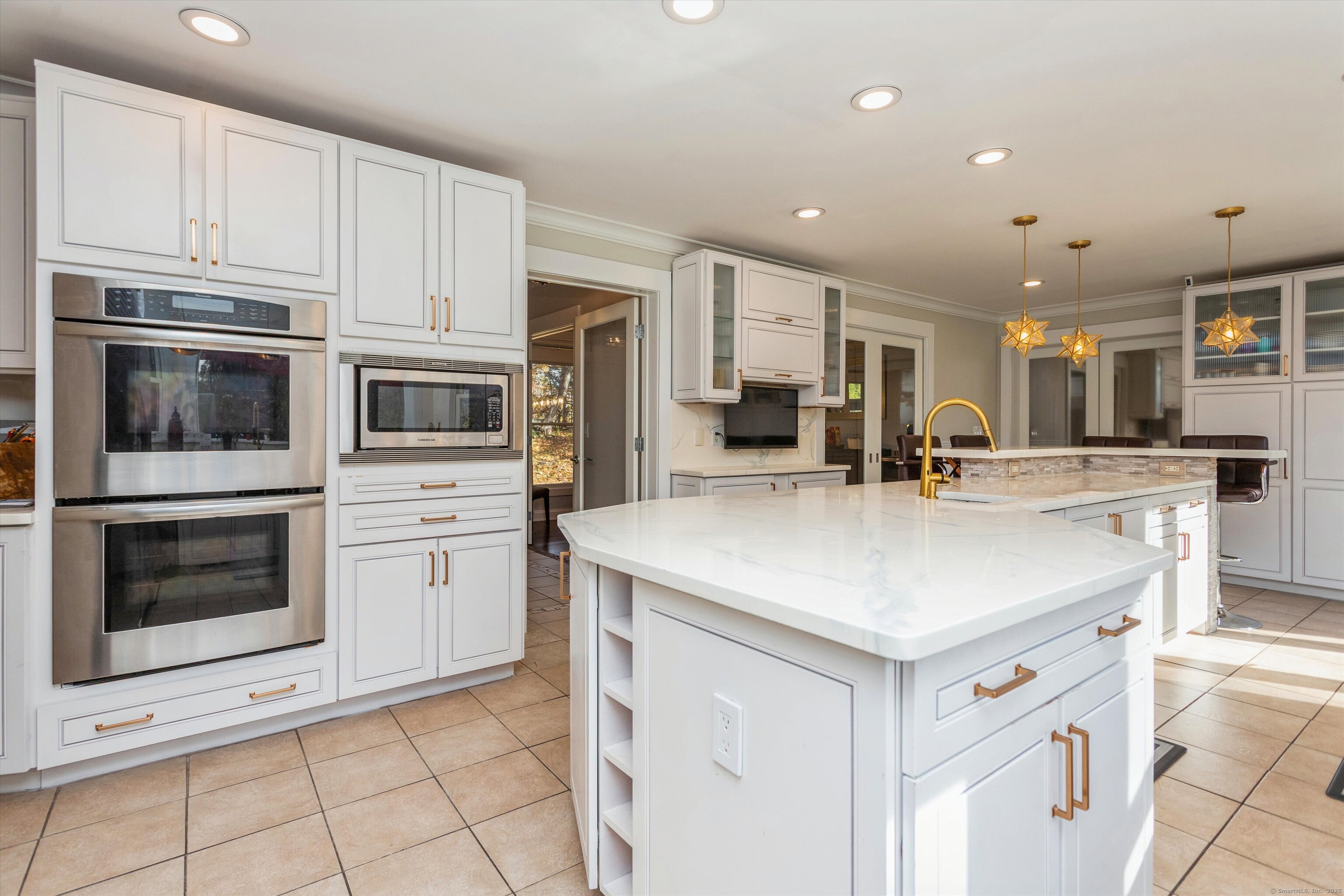 1 Rajcula Farm Road Brookfield CT 06804