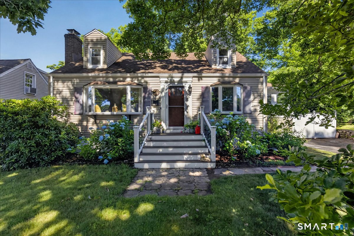 52 Hillside Avenue West Haven CT 06516