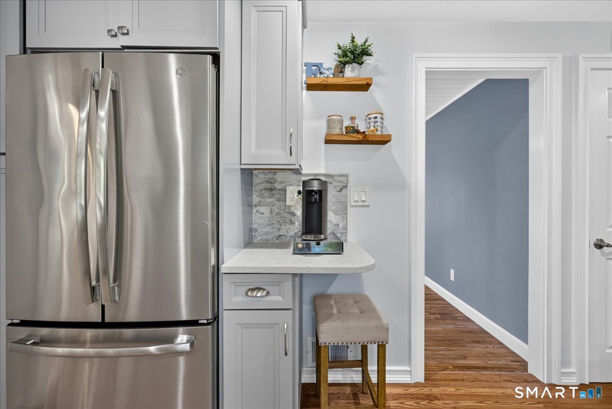 52 Hillside Avenue West Haven CT 06516