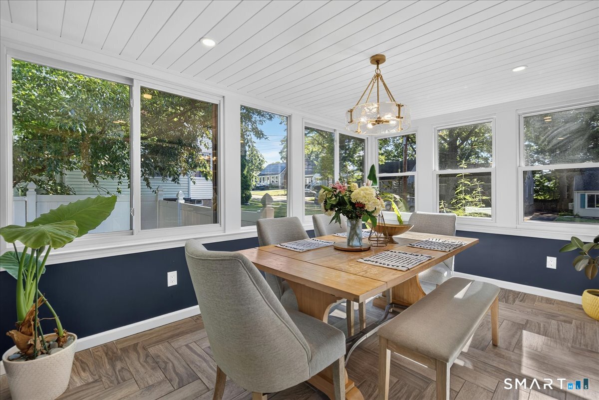 52 Hillside Avenue West Haven CT 06516