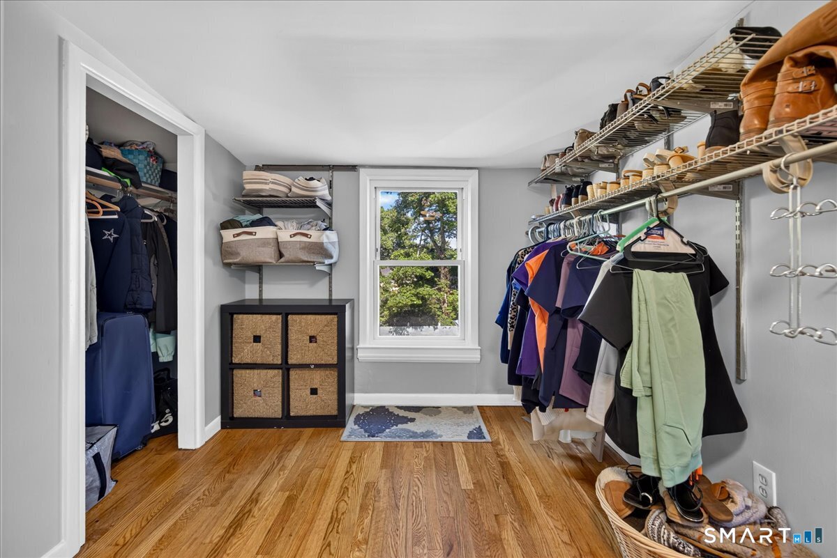 52 Hillside Avenue West Haven CT 06516