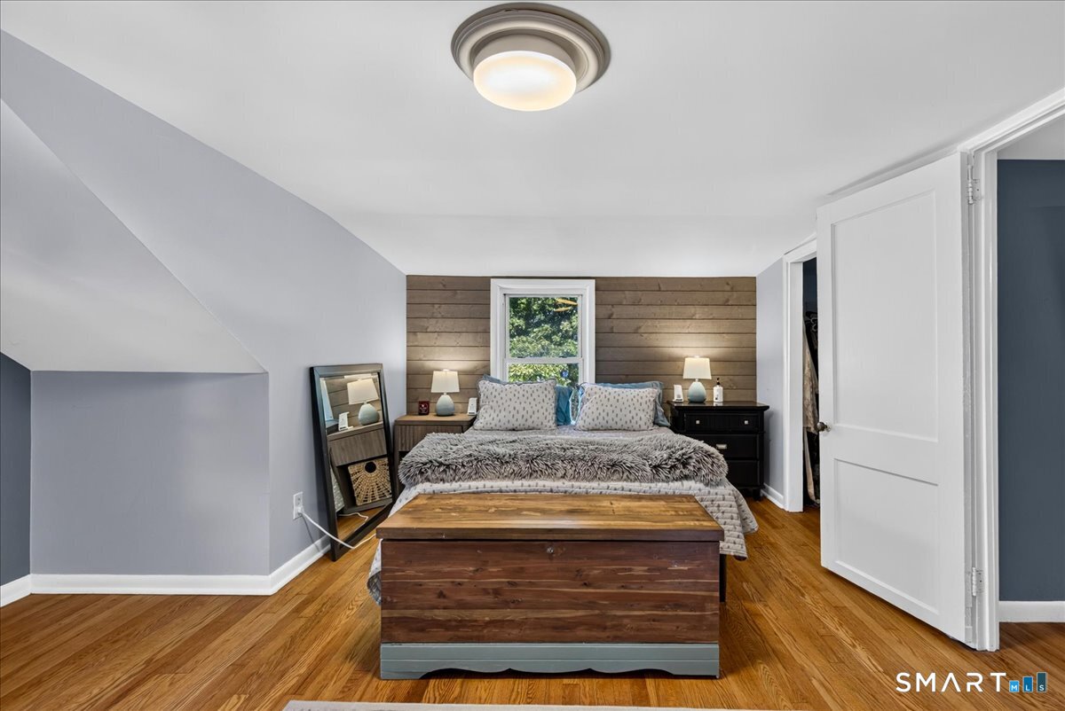 52 Hillside Avenue West Haven CT 06516