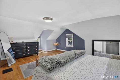 52 Hillside Avenue West Haven CT 06516