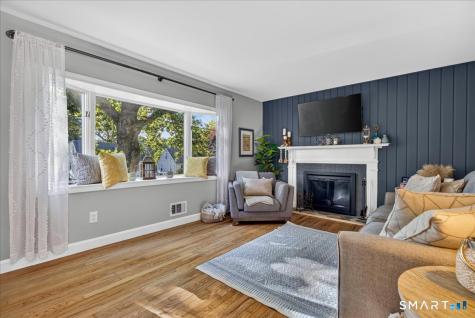 52 Hillside Avenue West Haven CT 06516