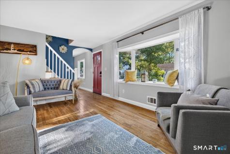 52 Hillside Avenue West Haven CT 06516