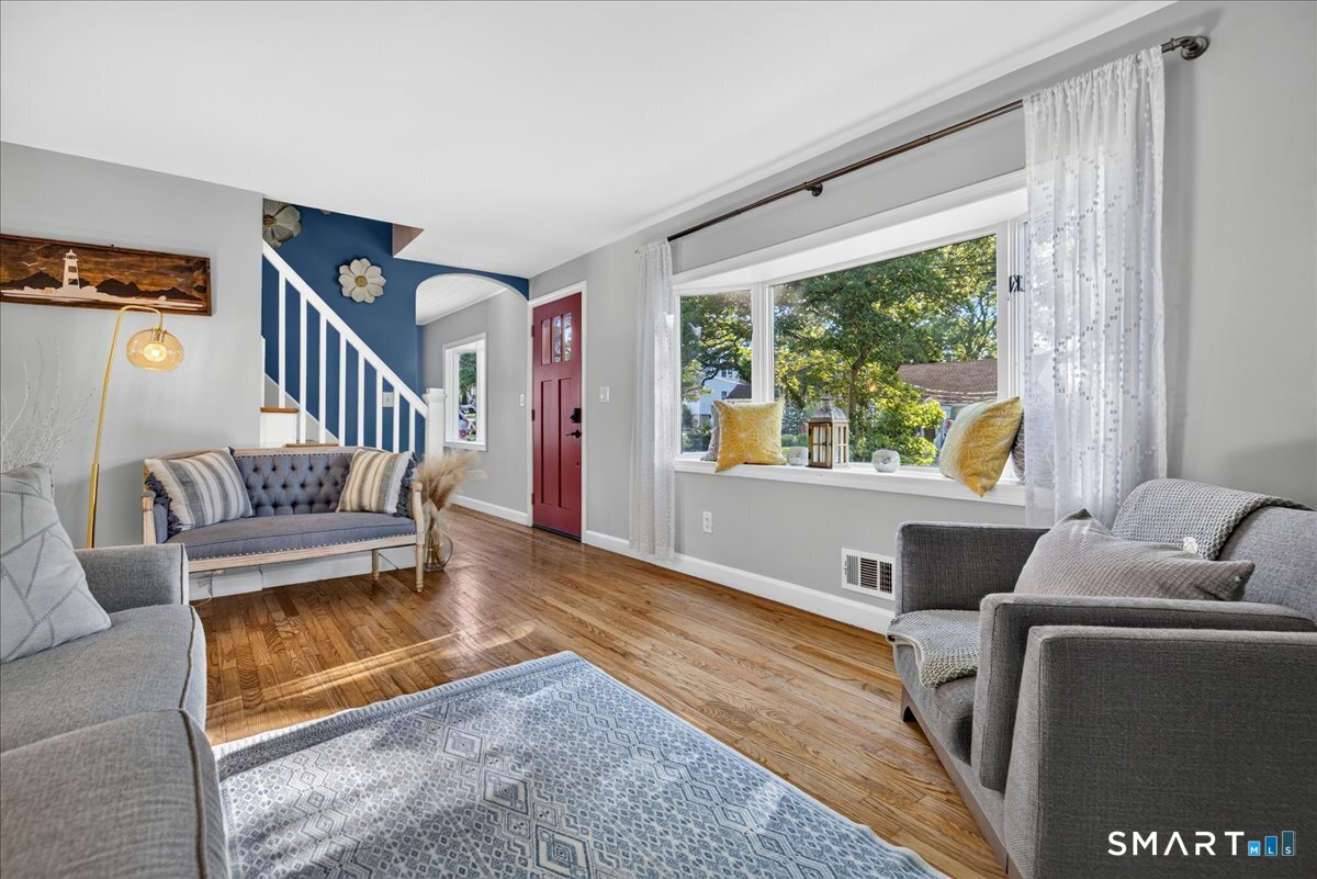 52 Hillside Avenue West Haven CT 06516