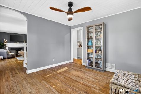 52 Hillside Avenue West Haven CT 06516