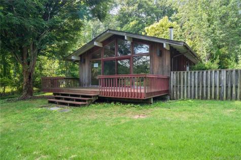 83 Turkey Plain Road Bethel CT 06801