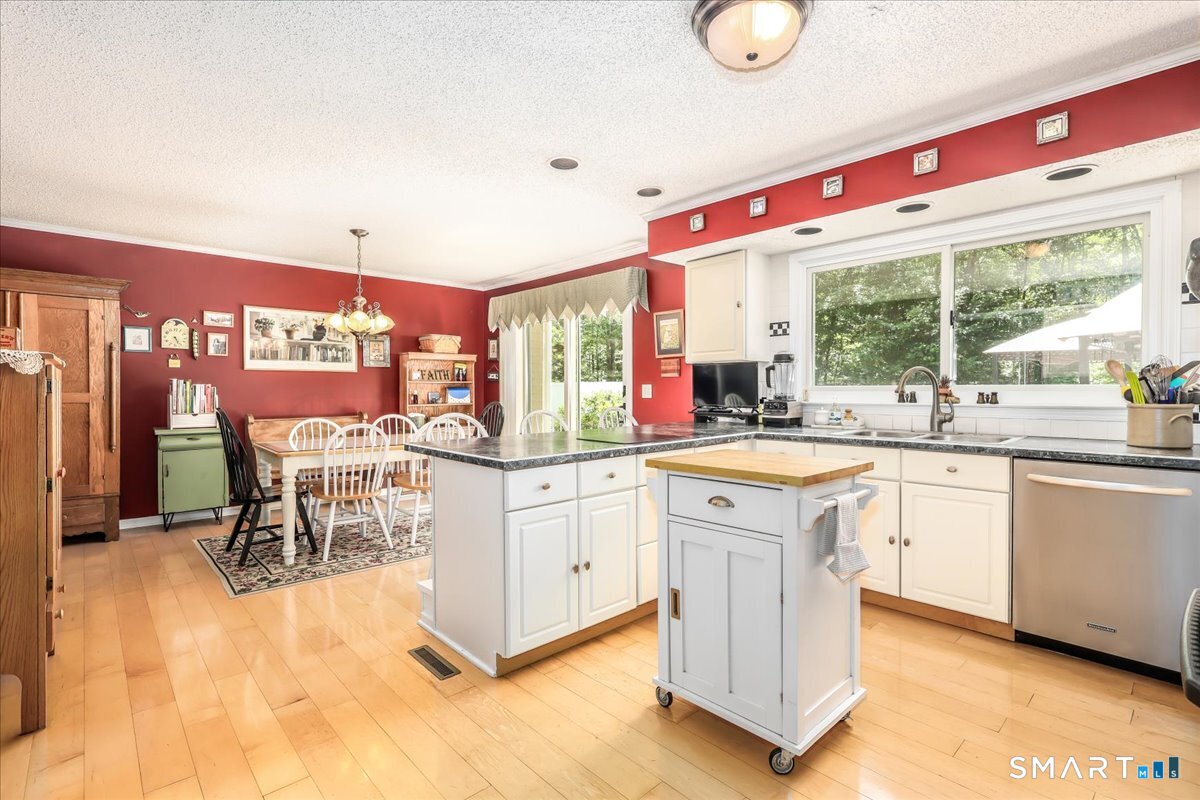 80 Pine Hollow Drive Middlebury CT 06762