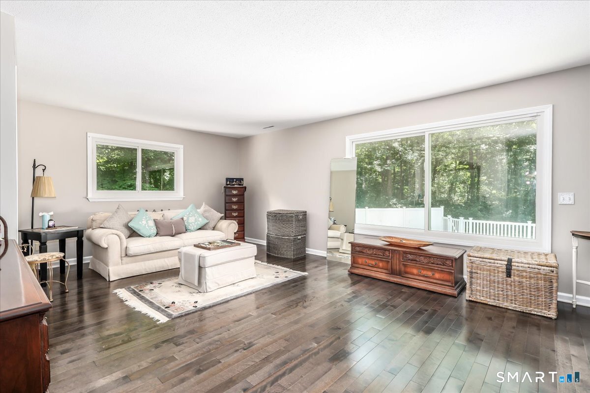 80 Pine Hollow Drive Middlebury CT 06762