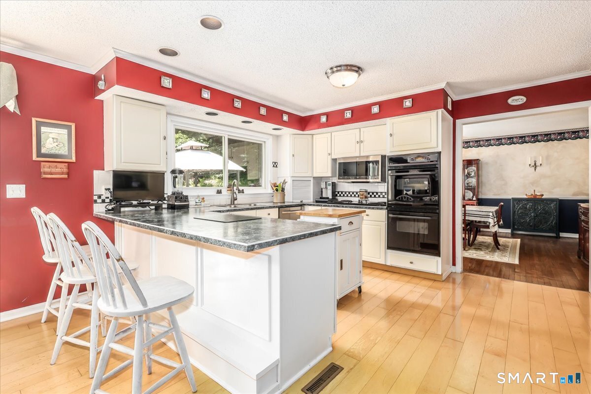 80 Pine Hollow Drive Middlebury CT 06762