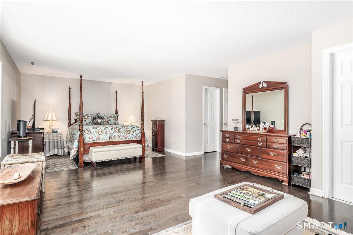 80 Pine Hollow Drive Middlebury CT 06762