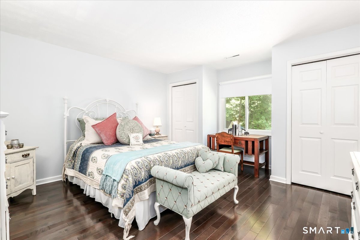 80 Pine Hollow Drive Middlebury CT 06762
