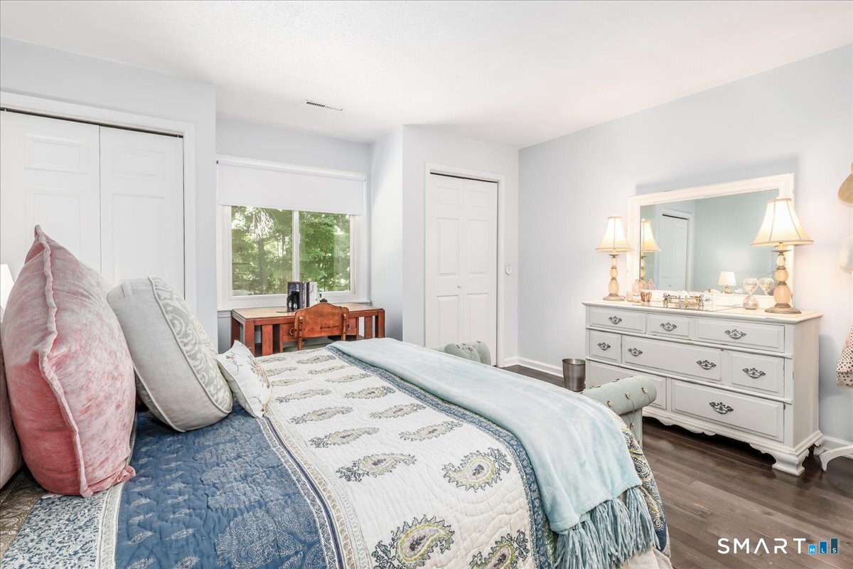 80 Pine Hollow Drive Middlebury CT 06762