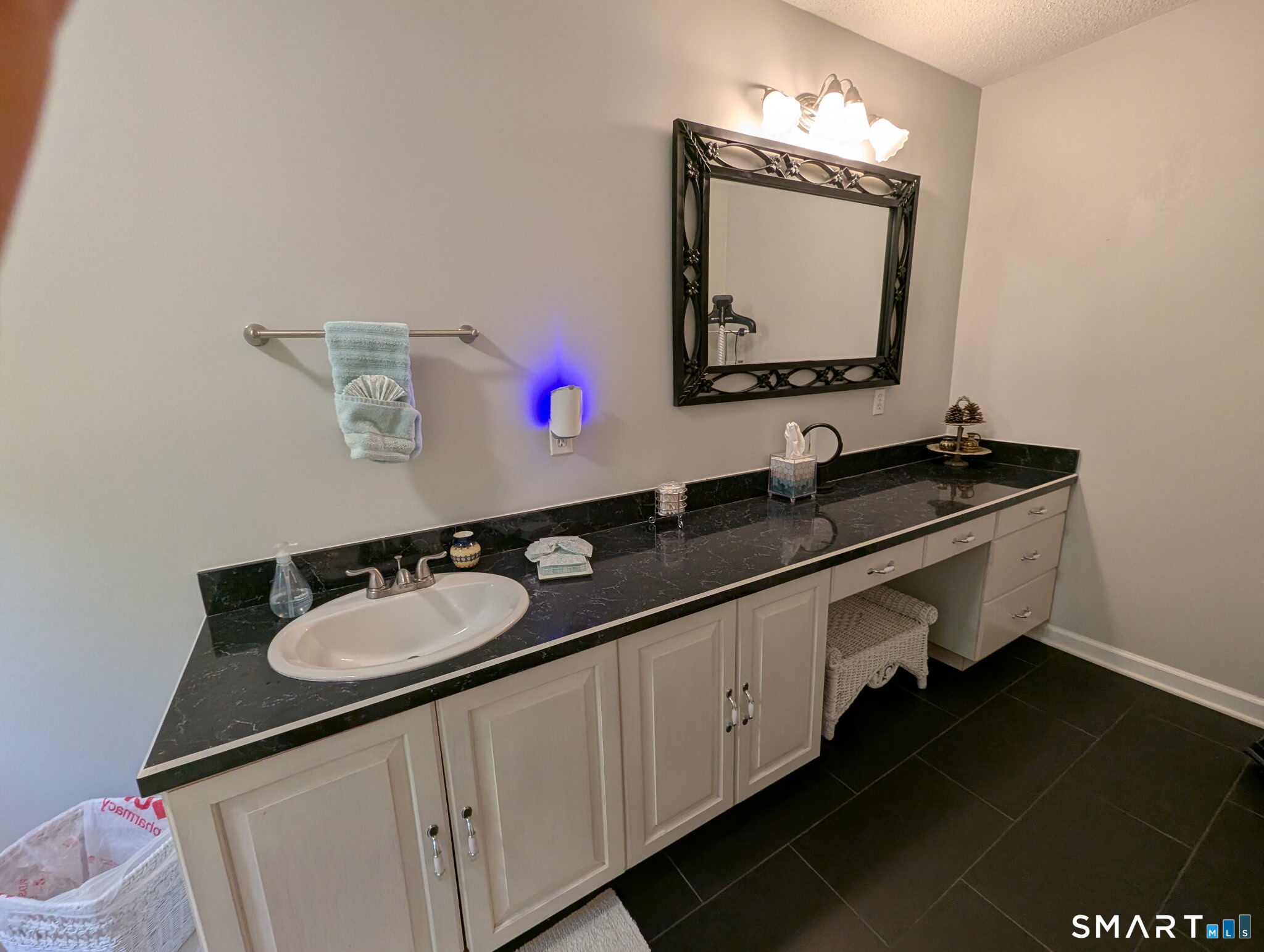 80 Pine Hollow Drive Middlebury CT 06762