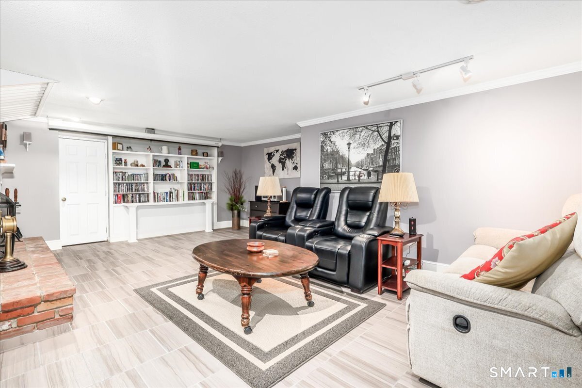 80 Pine Hollow Drive Middlebury CT 06762