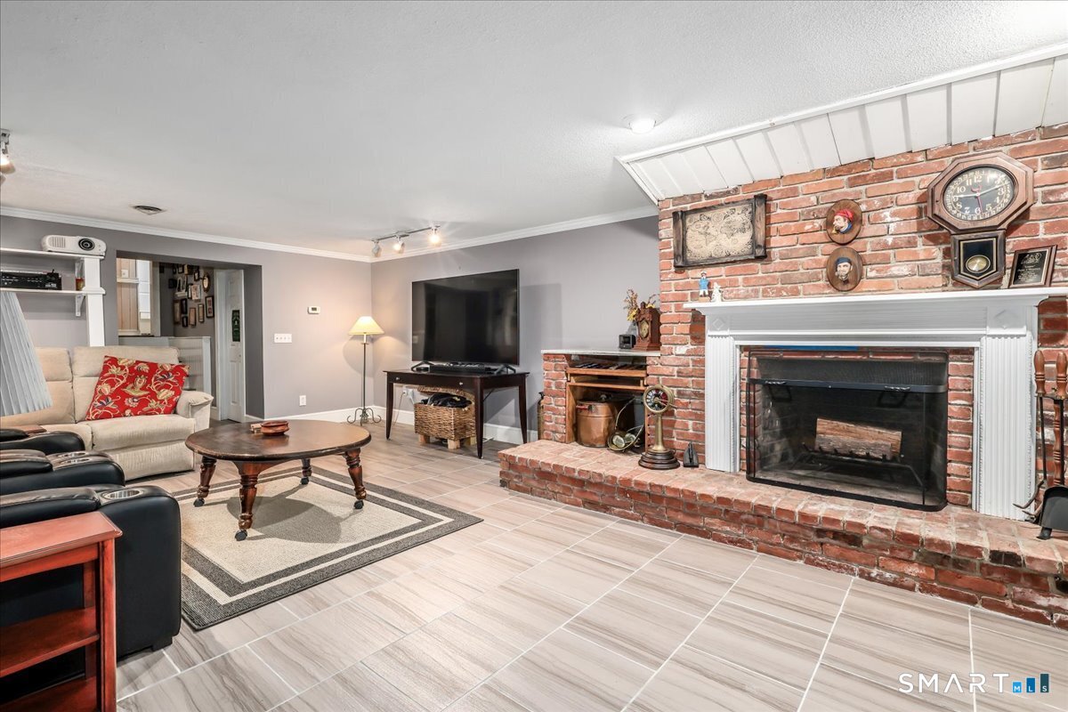 80 Pine Hollow Drive Middlebury CT 06762