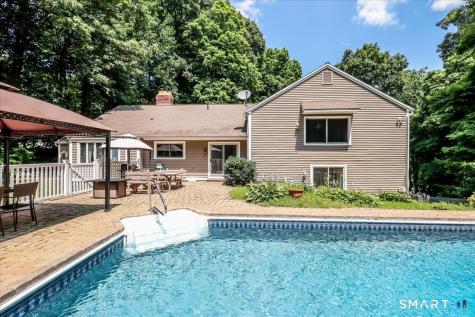 80 Pine Hollow Drive Middlebury CT 06762
