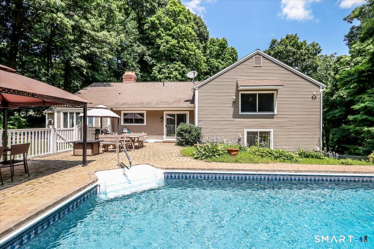 80 Pine Hollow Drive Middlebury CT 06762