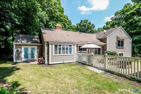 80 Pine Hollow Drive Middlebury CT 06762