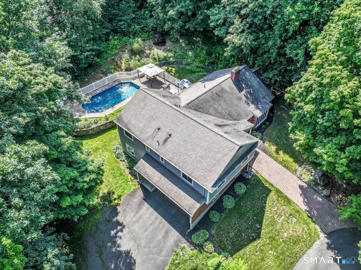 80 Pine Hollow Drive Middlebury CT 06762