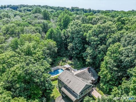 80 Pine Hollow Drive Middlebury CT 06762