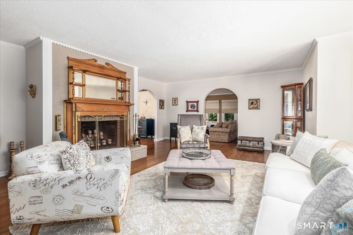 80 Pine Hollow Drive Middlebury CT 06762