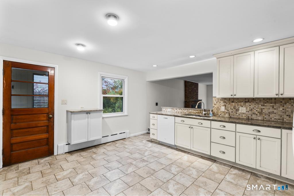 246 Bucks Hill Road Waterbury CT 06704