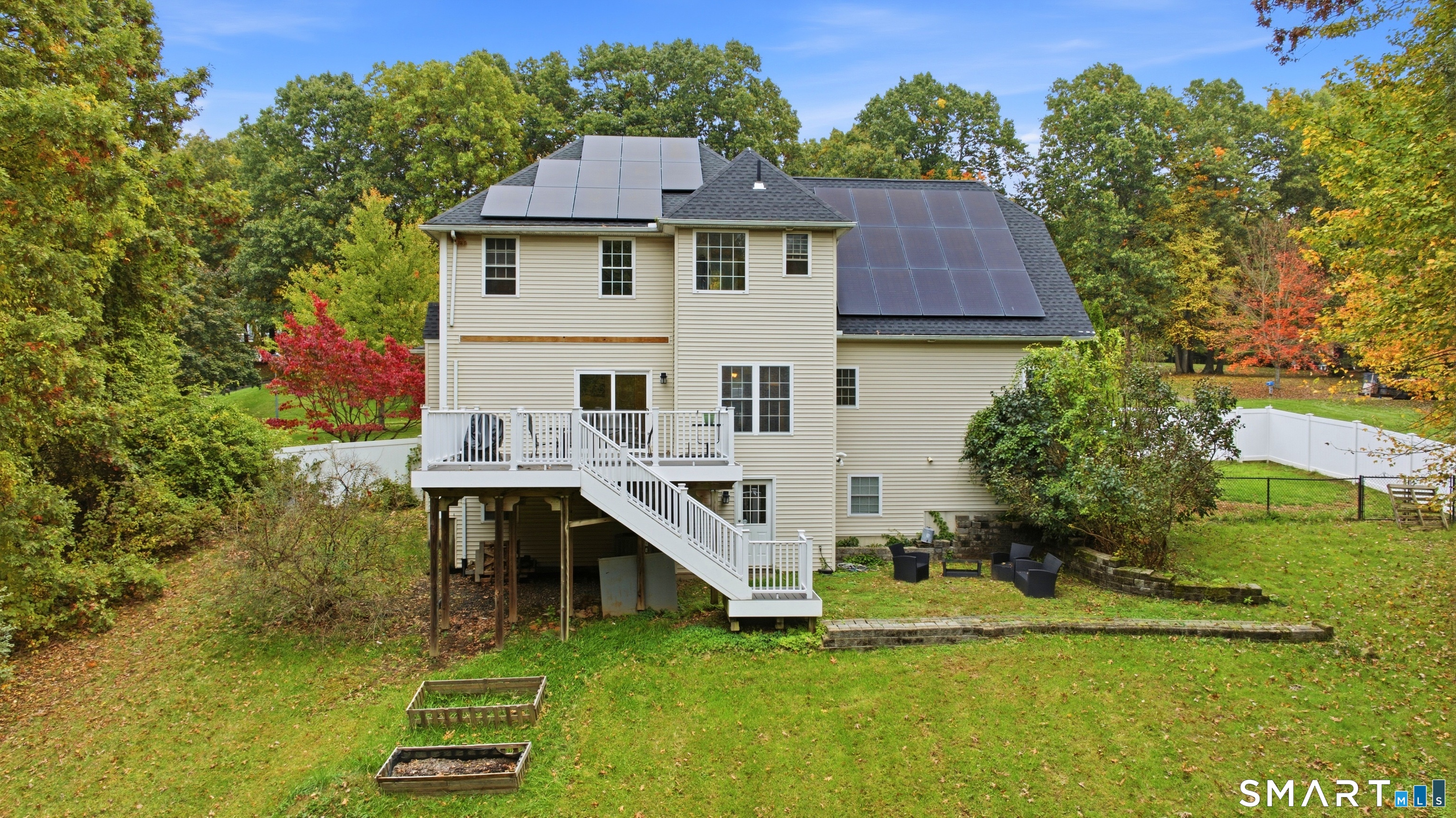 18 Tree Top Lane East Windsor CT 06016