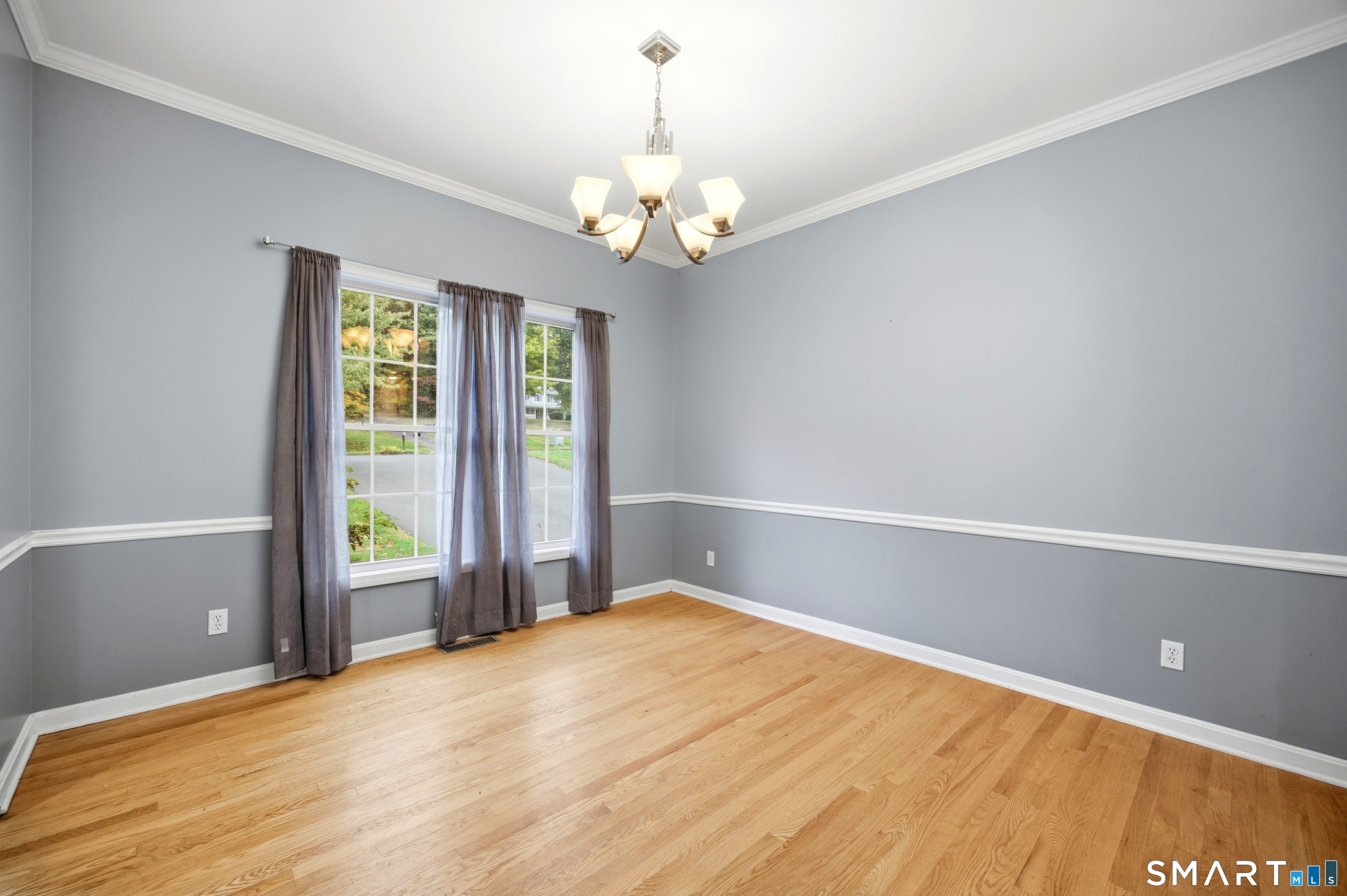18 Tree Top Lane East Windsor CT 06016