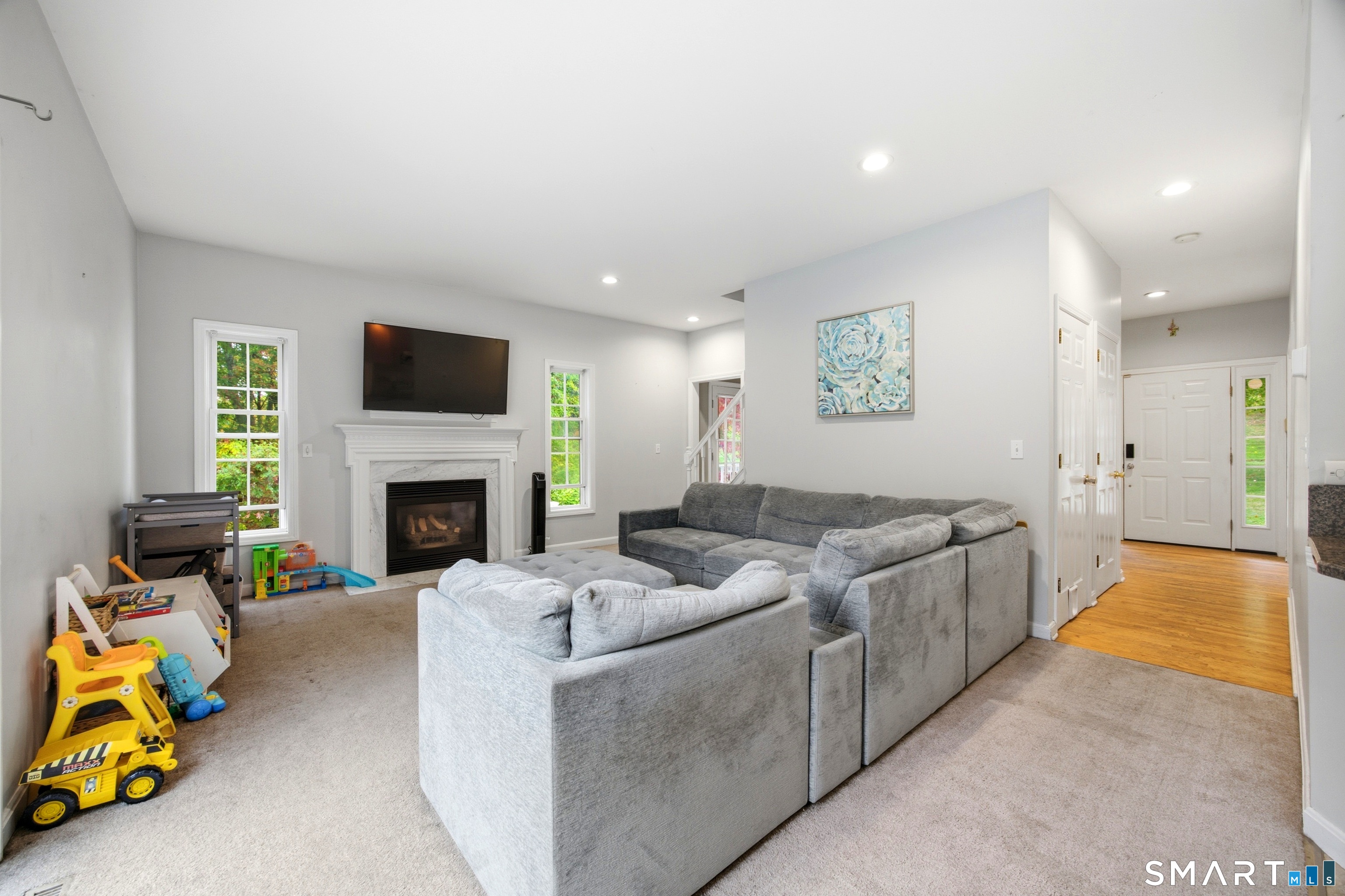 18 Tree Top Lane East Windsor CT 06016