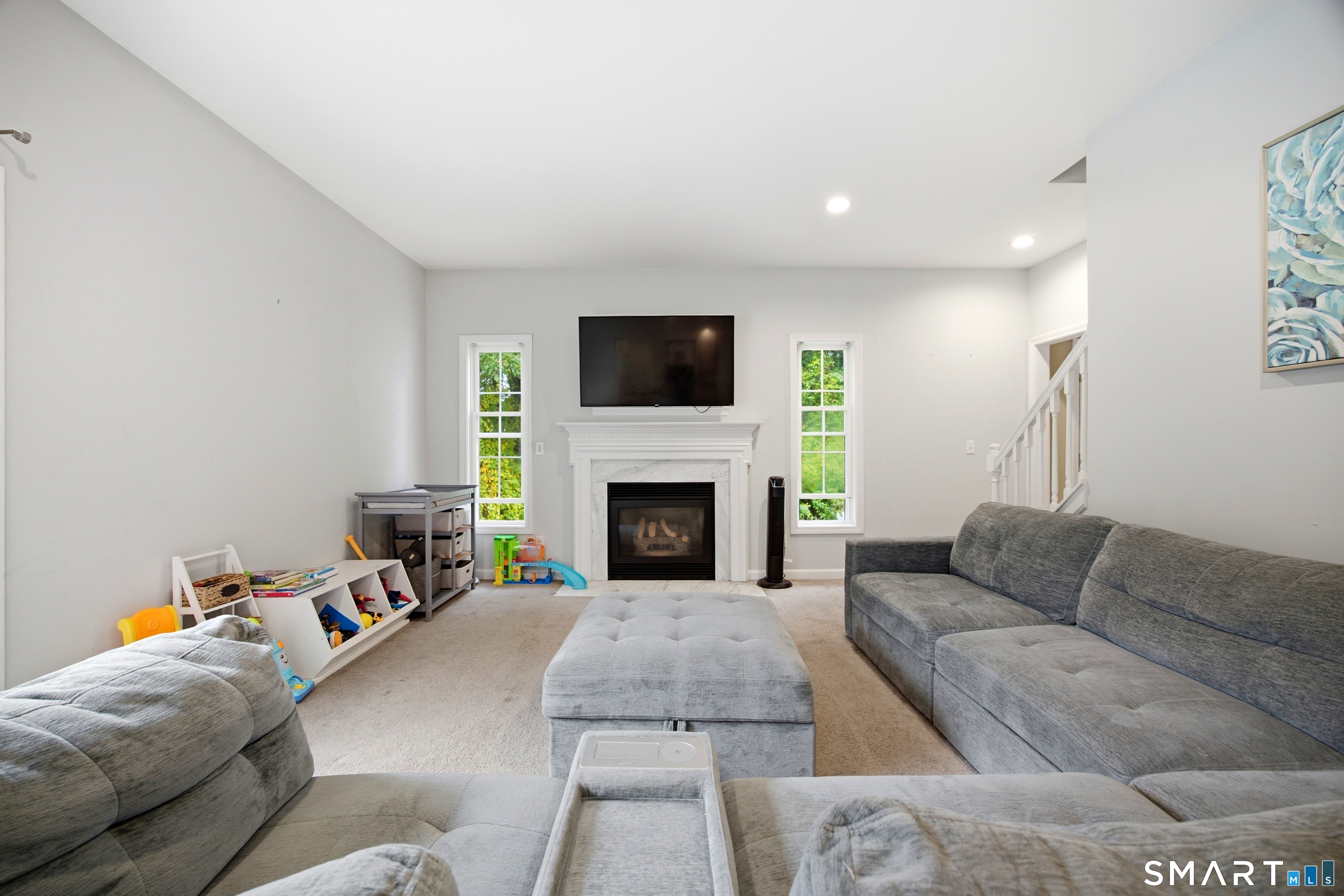 18 Tree Top Lane East Windsor CT 06016