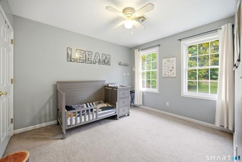 18 Tree Top Lane East Windsor CT 06016