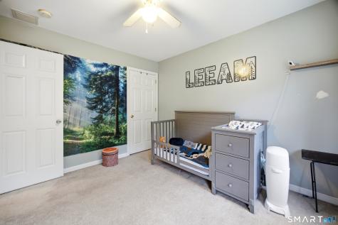 18 Tree Top Lane East Windsor CT 06016
