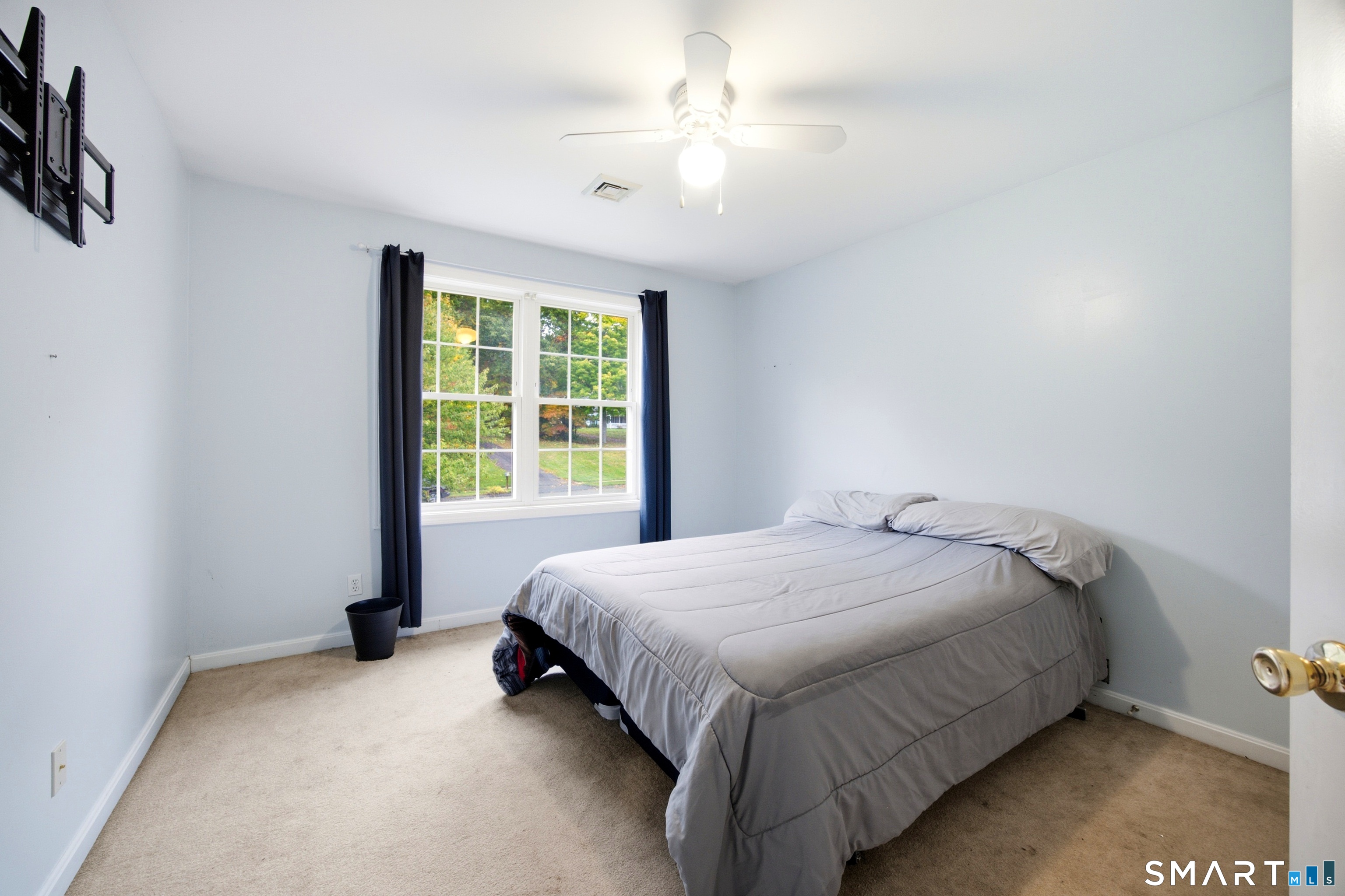 18 Tree Top Lane East Windsor CT 06016