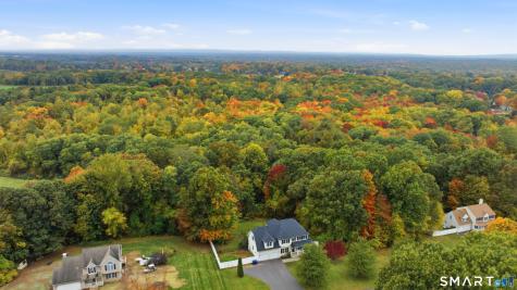 18 Tree Top Lane East Windsor CT 06016