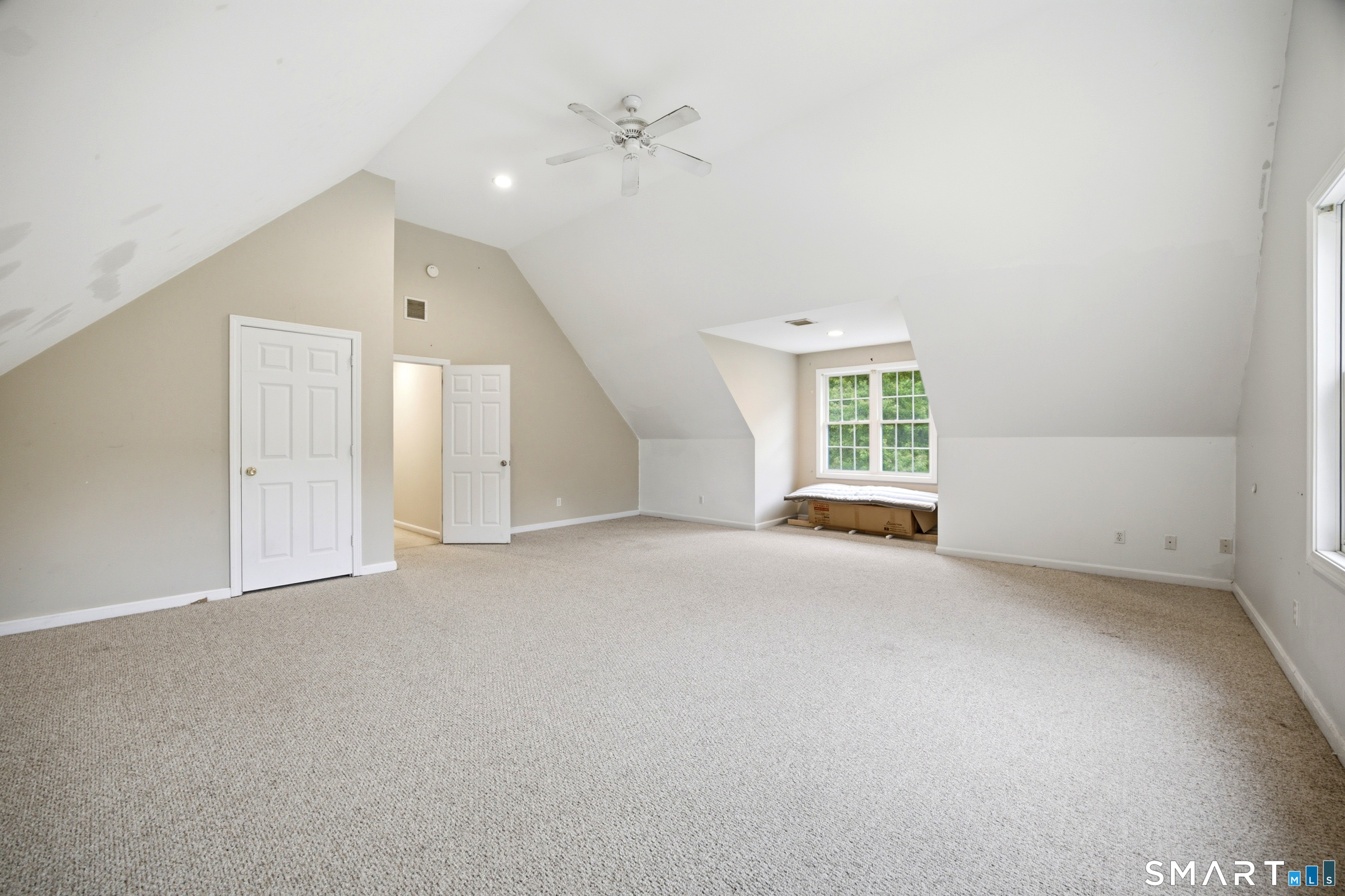 18 Tree Top Lane East Windsor CT 06016
