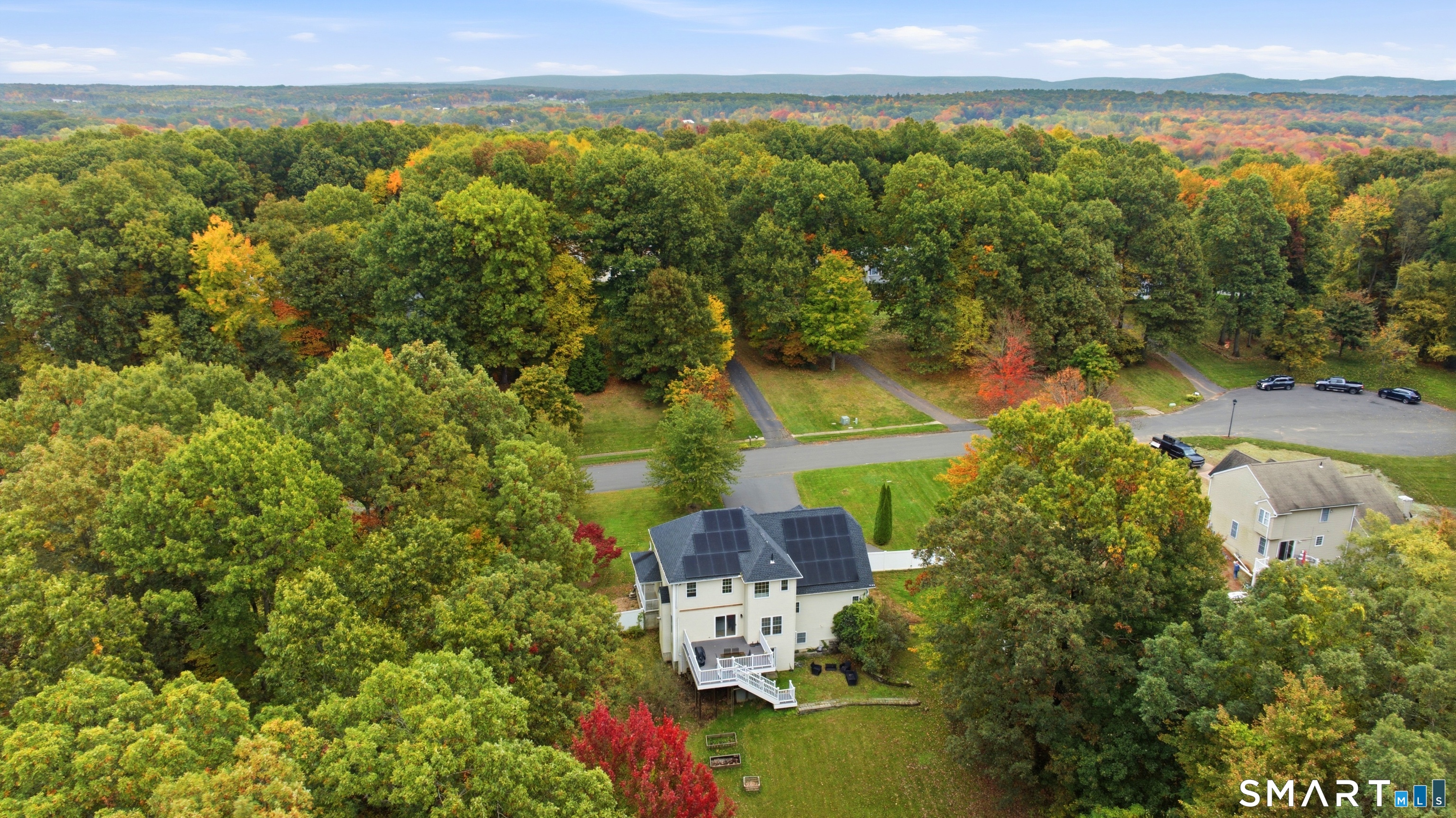 18 Tree Top Lane East Windsor CT 06016