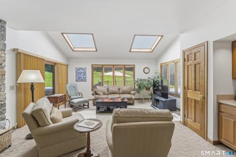16 Palestine Road Newtown CT 06470