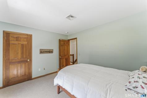 16 Palestine Road Newtown CT 06470