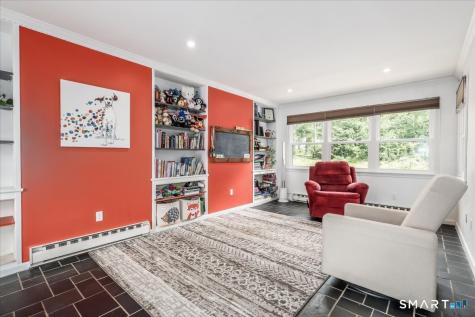 8 White Pine Drive Brookfield CT 06804