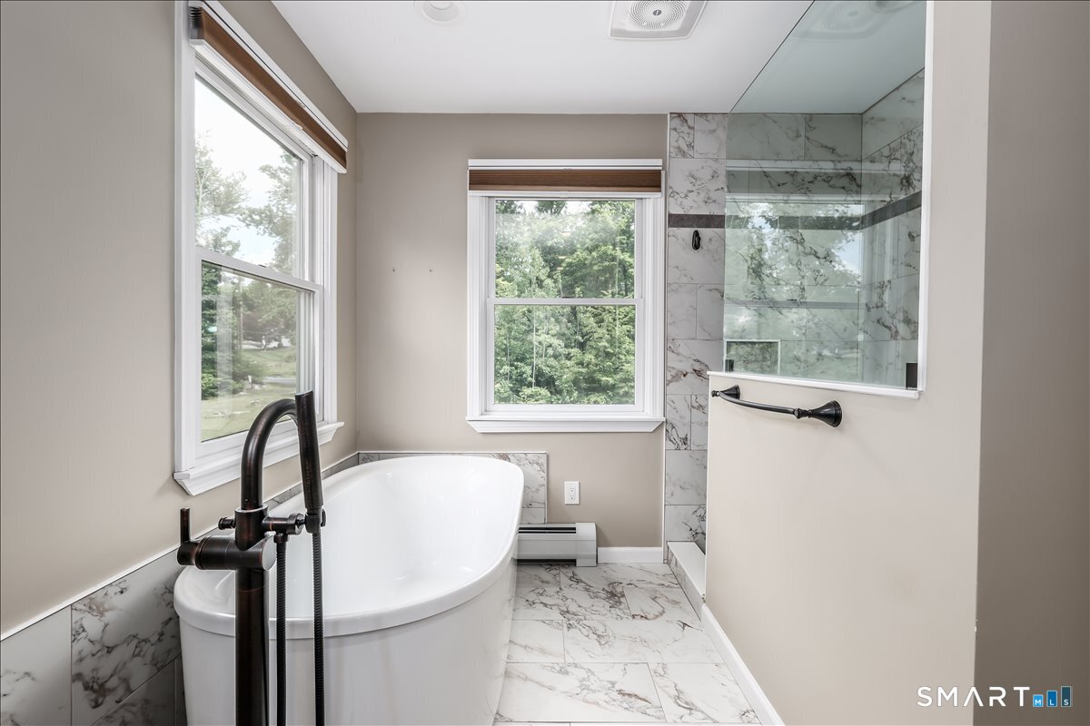 8 White Pine Drive Brookfield CT 06804