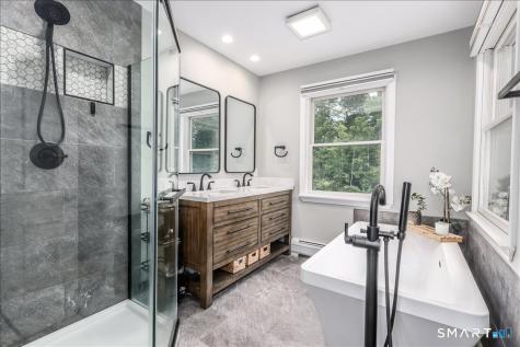 8 White Pine Drive Brookfield CT 06804