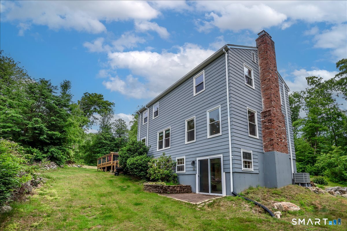 8 White Pine Drive Brookfield CT 06804